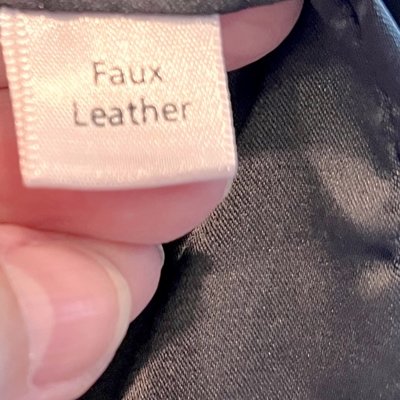 Rock it! PHILOSOPHY (EUC, Size S), Black Vegan Suede, Lined, Cropped Moto Jacket - Picture 10 of 10